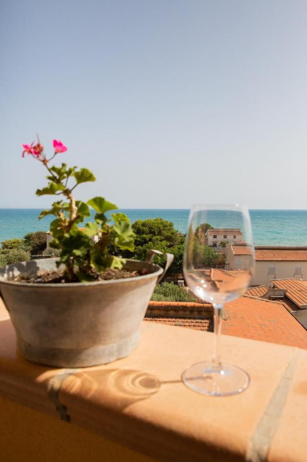 Mare Nostrum Casa Vacanza ลิกาตา ภายนอก รูปภาพ
